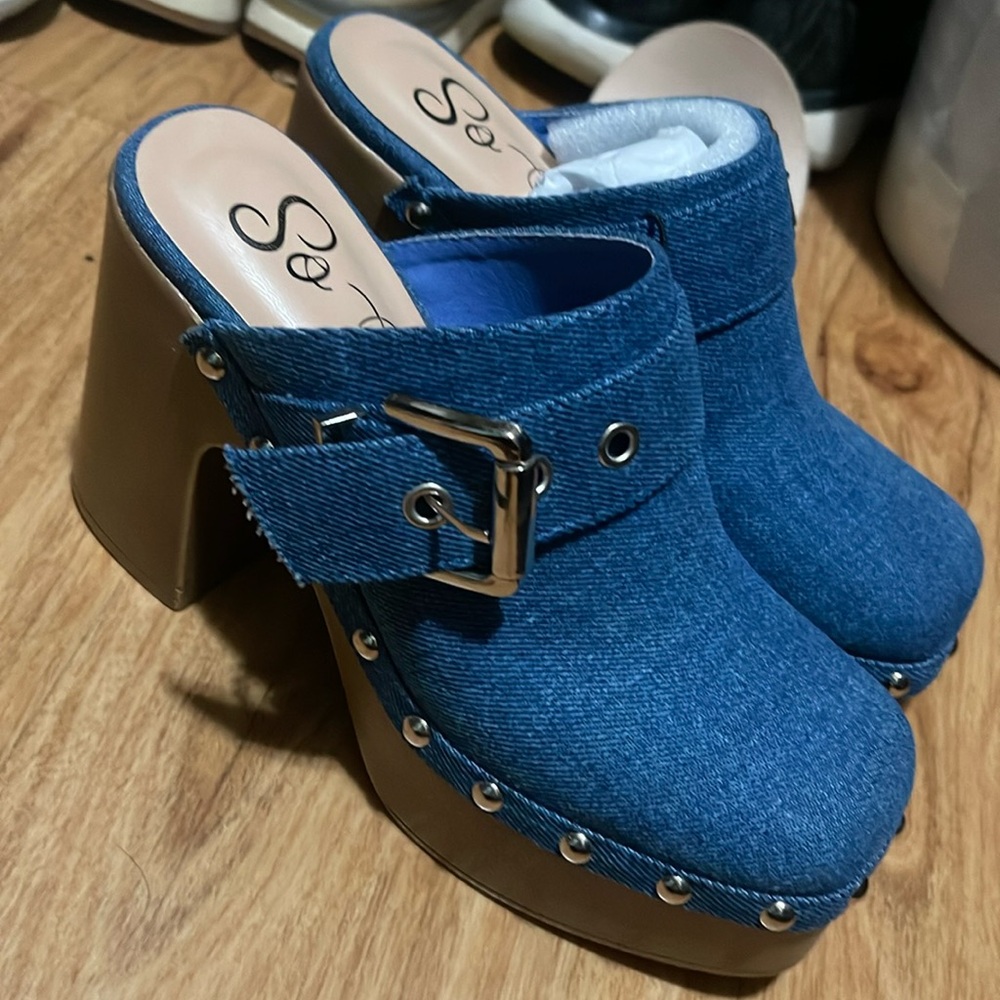Cute denim shoes